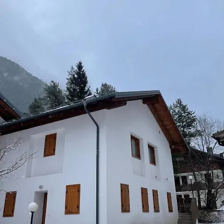 Dreamy Hut * 奥伦佐卡多利